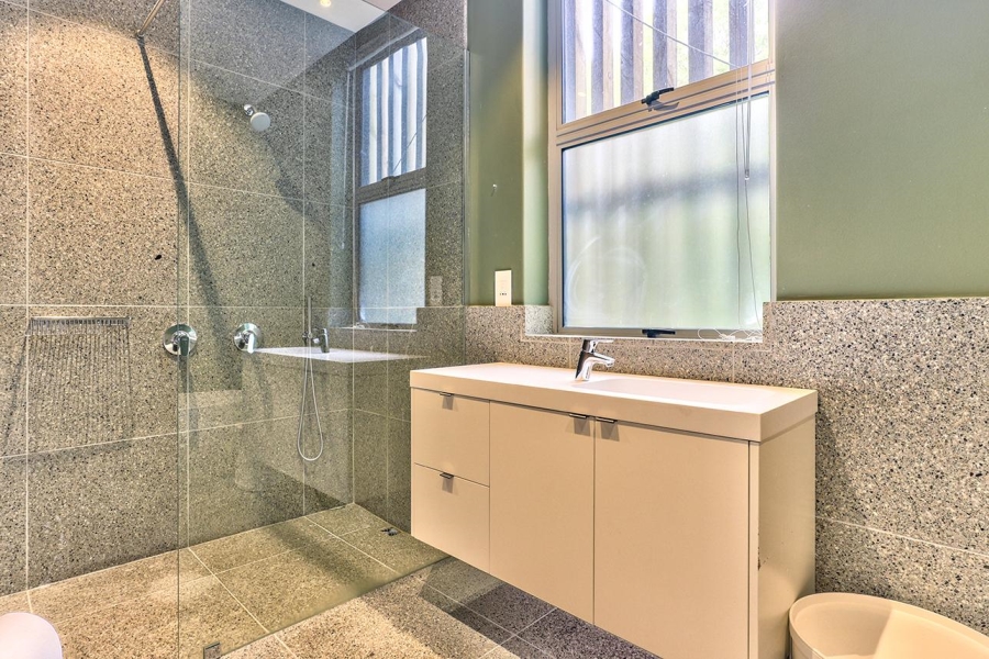 To Let 5 Bedroom Property for Rent in Higgovale Western Cape